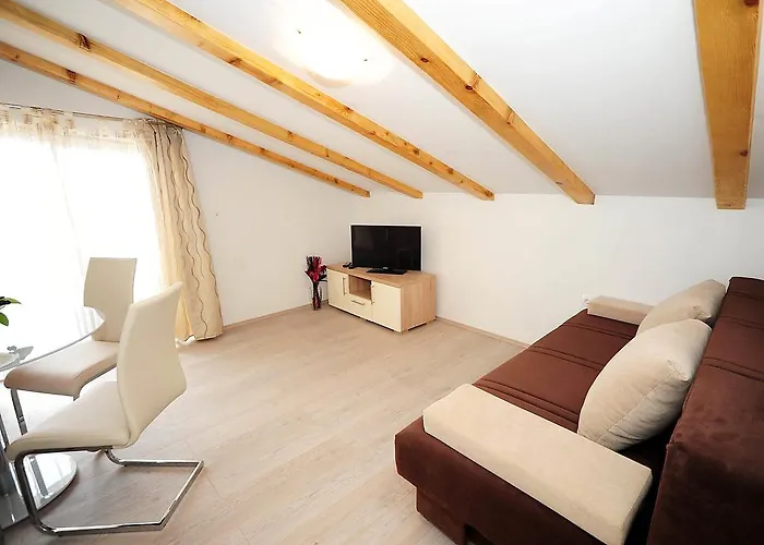 Klelija Apartamento *